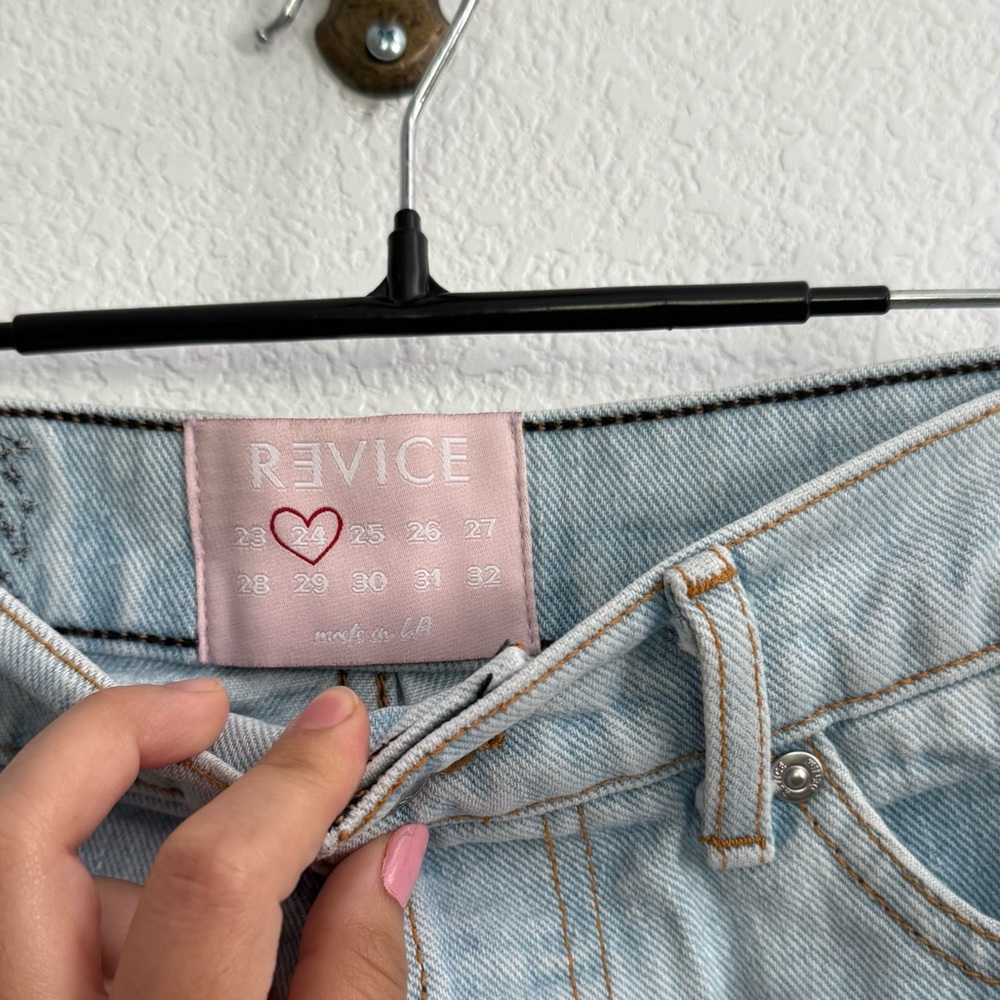 REVICE Light Wash Button Fly Shorts 24 - Picture 2 of 3